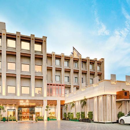 Hotel Home In By Amrik Sukhdev Sonipat Exterior photo
