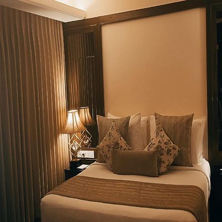 Hotel Home In By Amrik Sukhdev Sonipat Exterior photo